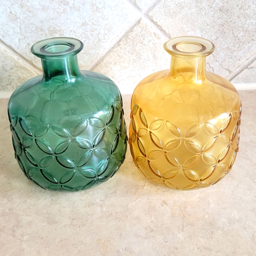 Set Of 2 Glass Vases Set - Green and Yellow with Circular Pattern